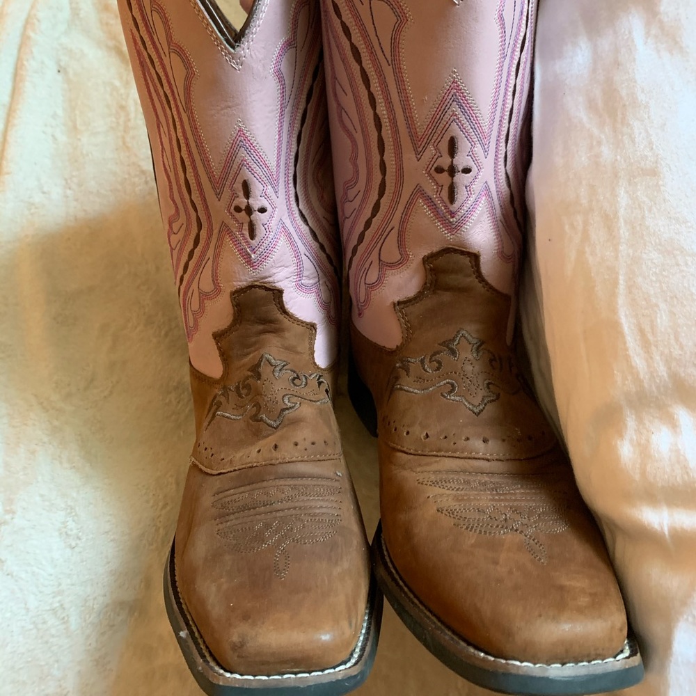 Justin Cowgirl Boots